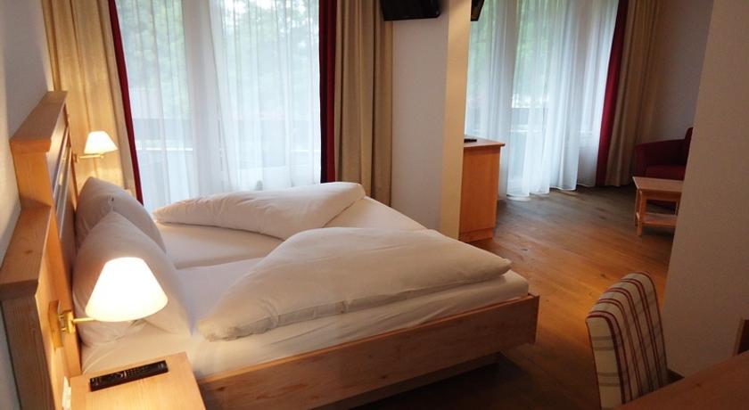 Quellenhof Hotel