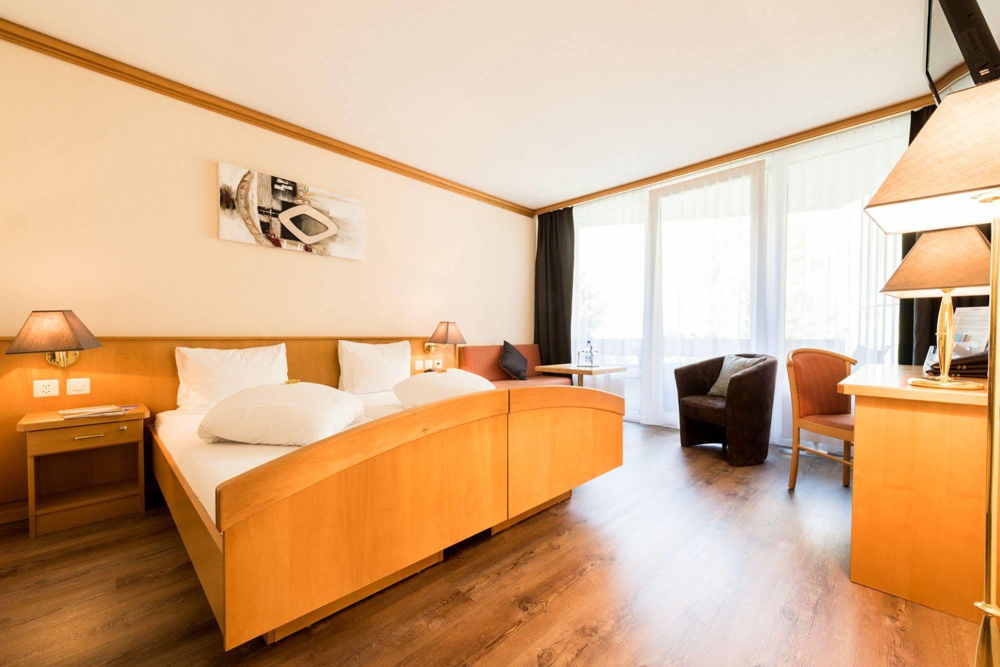 Quellenhof 3*